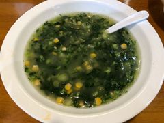 青菜钵钵-易老妈蹄花.特色川菜(人民公园总店)