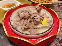 察布查尔清炖羊羔肉-一个勺子新疆锡伯主题私房菜(红墙巷49号院店)