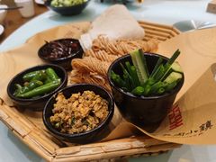 -丁里羊肉小镇(天鹅湖总店)