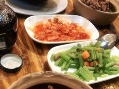 -万和春排骨砂锅米饭(湖北路店)