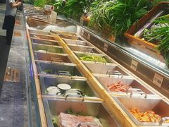 -金滏山烤肉·海鲜·火锅自助餐厅(襄阳万达店)