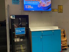 -灵芝妹子海鲜米线(劳动公园店)