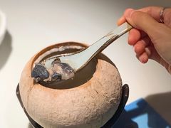 椰子竹丝鸡汤-原味田园·客家菜·土窑鸡(中航城君尚购物中心店)