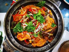 -三江源美食城