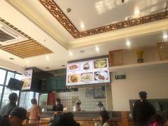 -小姜锅贴(凤凰街店)