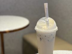 -喜茶(北京华贸购物中心店)