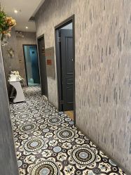 -PE SALON 