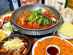 -喇喇排骨火锅·传统韩式脊骨汤(望京西园总店)