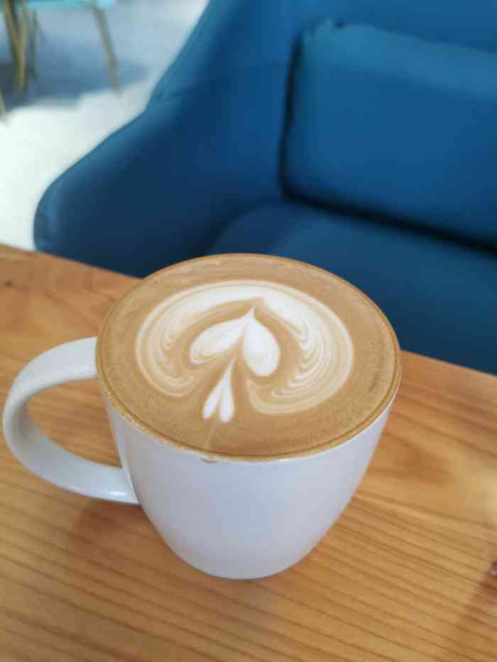 良库(光华大厦店)-"良库咖啡停车很方便,就在大门口,用餐可.