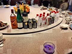 -品悦酒店(三林古镇店)