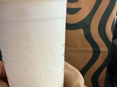 -星巴克(南宁民歌湖店)