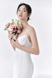 -喜爱高定婚纱摄影
