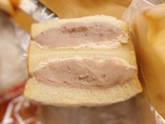 -沁屋面包店(人民东路店)