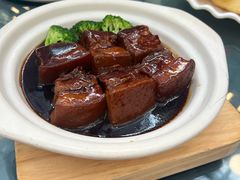 招牌红烧肉-天毓山庄·餐厅