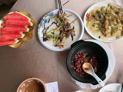 -鲤鱼塘农家山庄