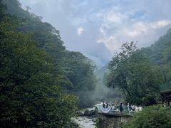 -西岭雪山大飞水景区