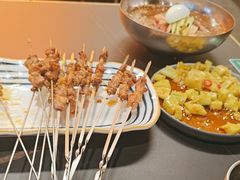 -许哥东北烧烤·铁丳烤串·宫后夹肉(繁花中心店)