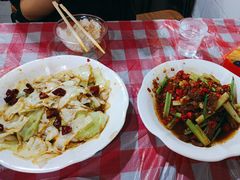 -小球滚滚湘菜馆·烤鱼·口味虾(太平街店)