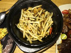 -潮粥荟·潮汕砂锅粥(朝阳大悦城店)