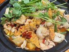 -鹏鹏虾庄·创新土鸡火锅(坪山高铁站店)