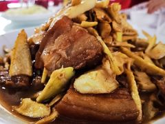 鲜笋红烧肉-茅山风味馆