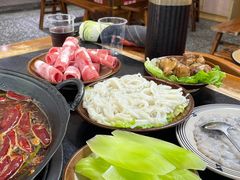-重庆故事姊妹老火锅(财经学院店)