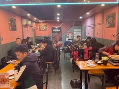 大堂-回·龙虾铺·盆盆蟹·烧烤大排档(回龙观店)