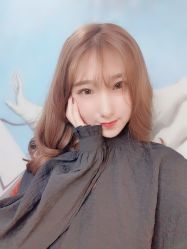 点击看大图 -T.1 hair salon烫染接发