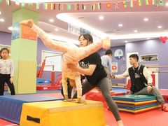 -小小运动馆(浦江店)