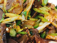 -大耳公曹氏驴肉包子铺(三八店)