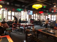 大堂-矮板凳老火锅(宽窄巷子店)