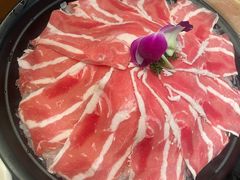-老牌坊云南鱼豆花火锅(哈西万达店)