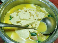 手工豆腐炖咸肉-国生茶庄·地道农家菜团建活动