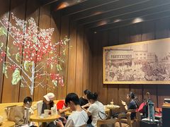 -星巴克(广州南站A18检票口楼上)