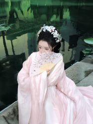 -一揽芳华汉服旗袍体验馆(拙政园店)