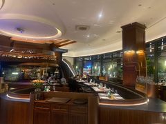 -MONICH牛排融合餐厅(和义大道购物中心店)