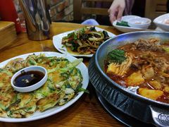 -喇喇排骨火锅·传统韩式脊骨汤(望京西园总店)