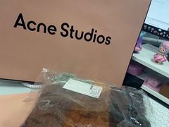 -Acne Studios(芮欧百货店)