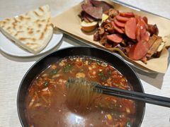 -牵人麻辣粉(粉巷店)