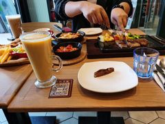 -必胜客(鼓楼店)