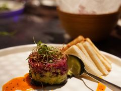 牛肉塔塔配牛油果黑橄榄酱-Solo(衡山路店)