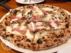 黑松露披萨-Malena玛莲娜