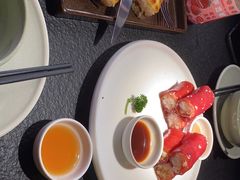-蝴蝶里·粤菜·点心(滨江龙湖店)