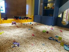 -KIDults童伴儿亲子餐厅(达美中心广场店)