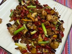 -香巴拉云南餐厅(华莱坞店)