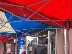 露天位-晓军麻辣面馆