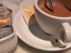 -港丽餐厅(高德置地店)