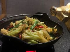 -万重锦·人文川菜馆(骡马市店)