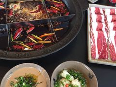 -疯狂的筷子老灶九宫格火锅