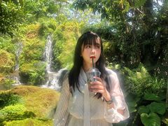 -Chom Cafe and Restaurant